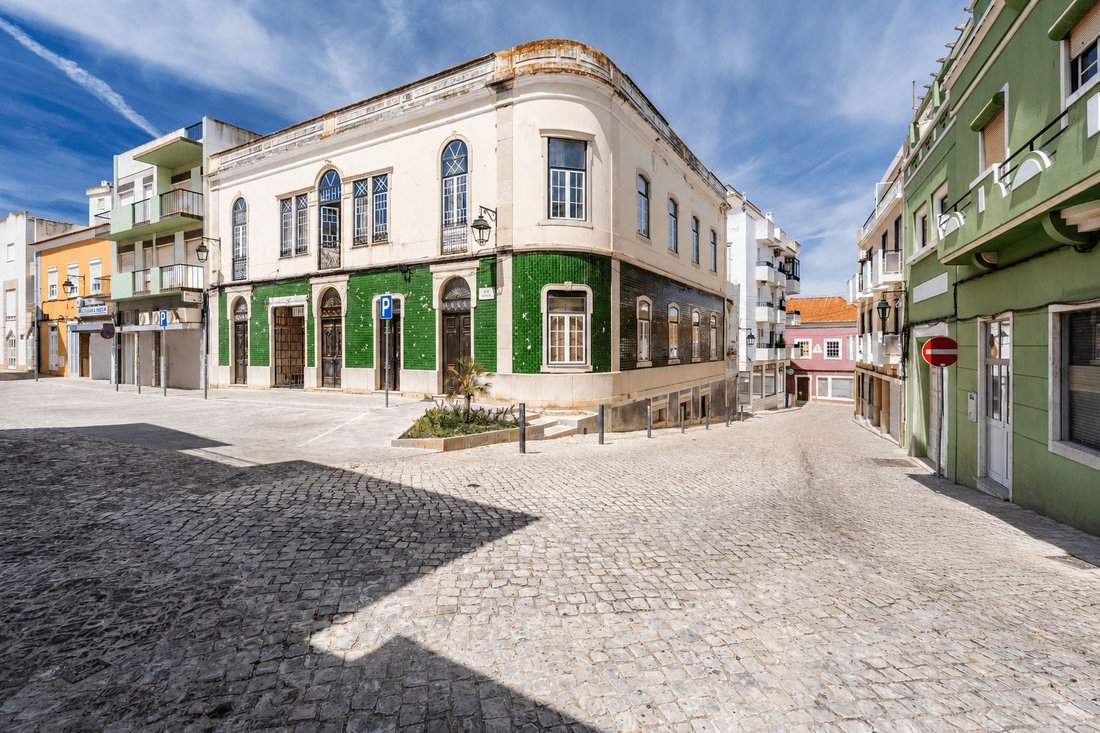 Portimao, Algarve, Portugal 1 - 18436693