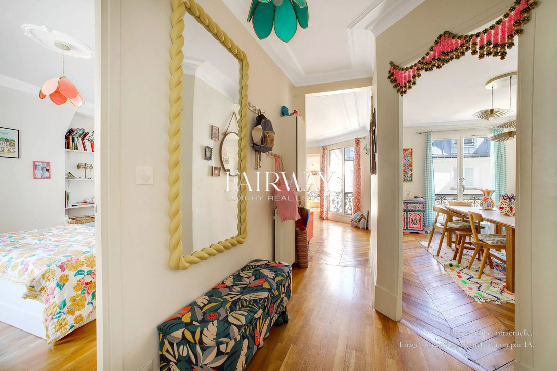Apartment in Porte Saint Denis-Paradis, Paris 10e Arrondissement, Paris 5 - 18405152