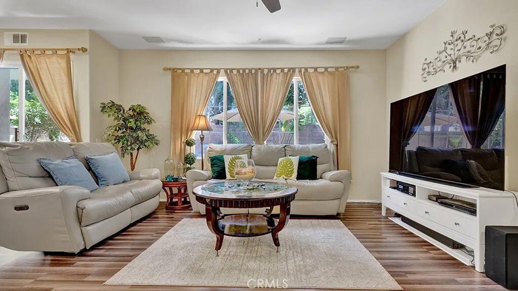 Townhouse in Irvine, California, United States 5 - 18439955