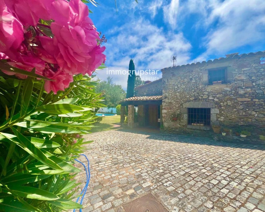 Finca in Platja d'Aro, Catalonia, Spain 2 - 18439228