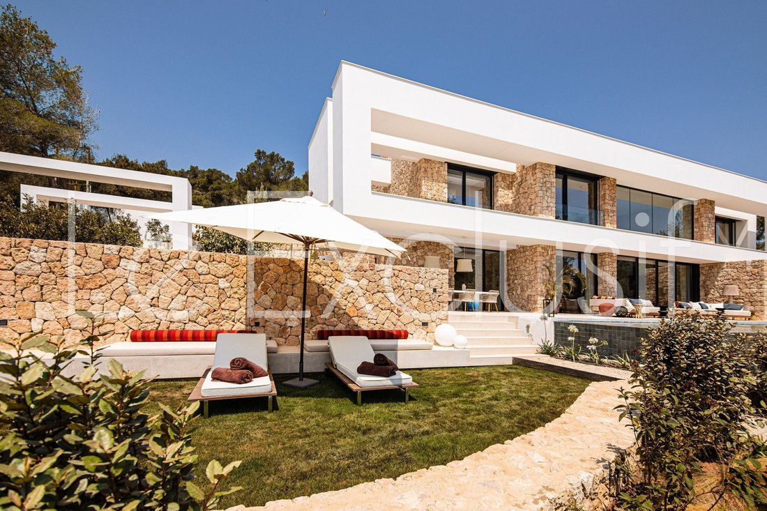 Villa in Roca Llisa, Santa Eularia des Riu, Balearic Islands 2 - 18269643