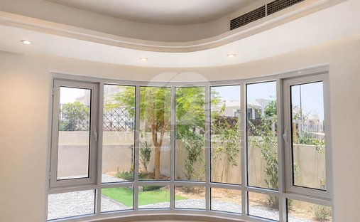 Villa en Wadi Al Safa 3, Wadi Al Safa, Dubái 1