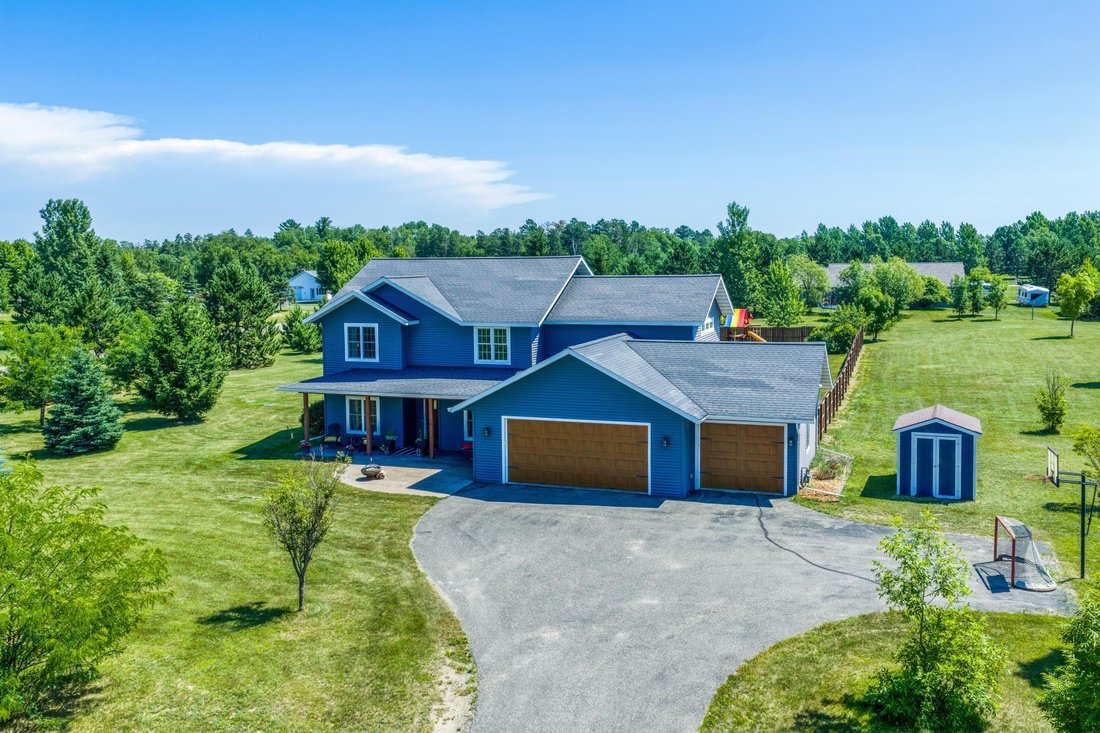 House in Bemidji, Minnesota, United States 1 - 18438676