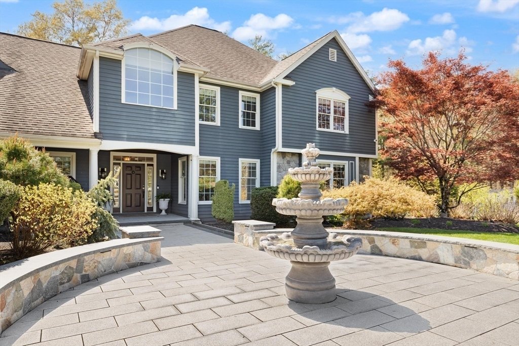 House in Easton, Massachusetts, United States 2 - 17853808