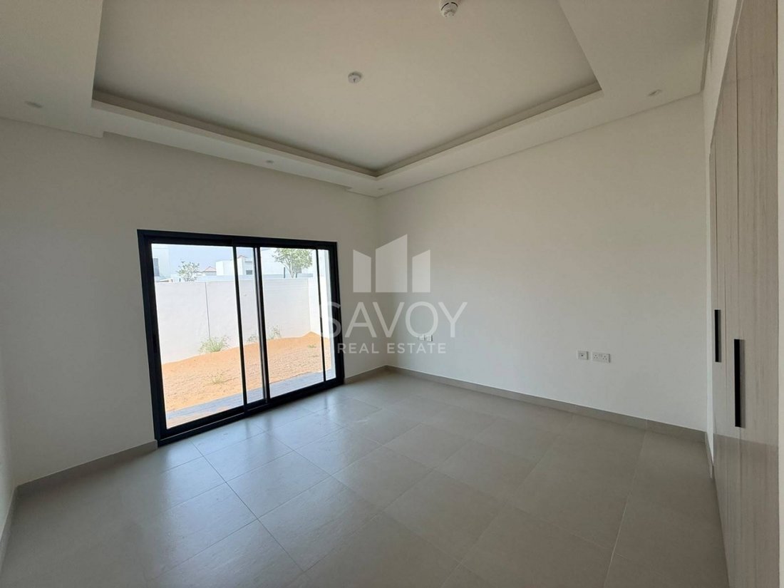 Villa in Al Shamkhah, Abu Dhabi Emirate, United Arab Emirates 4 - 18437795