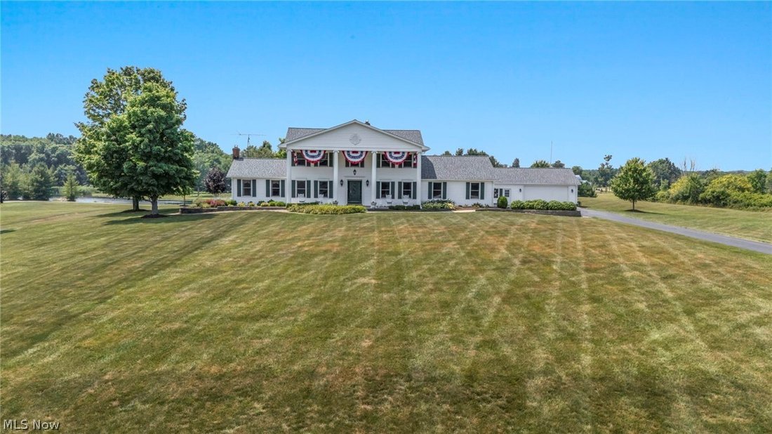 House in Burton, Ohio, United States 1 - 18439821