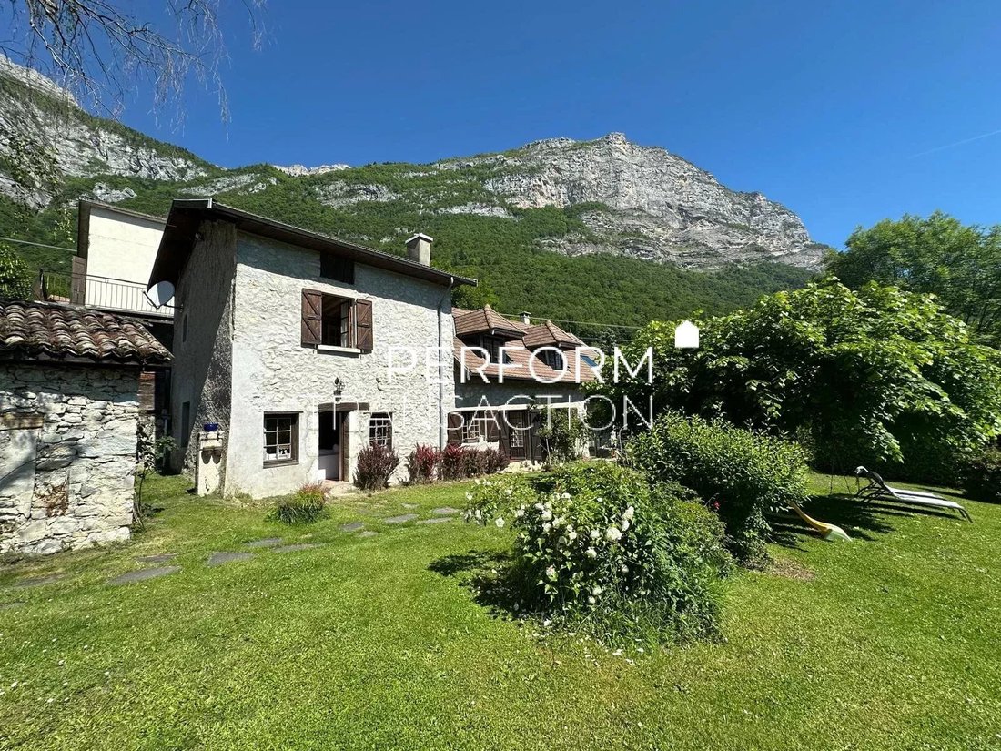 House in Saint-Paul-de-Varces, Auvergne-Rhône-Alpes, France 2 - 17503149