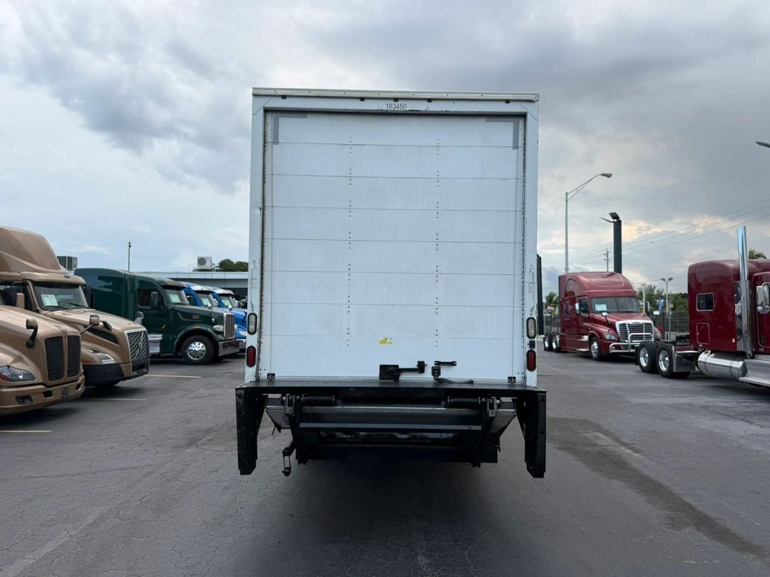 Pickup in Miami, FL, United States 5 - 18435088