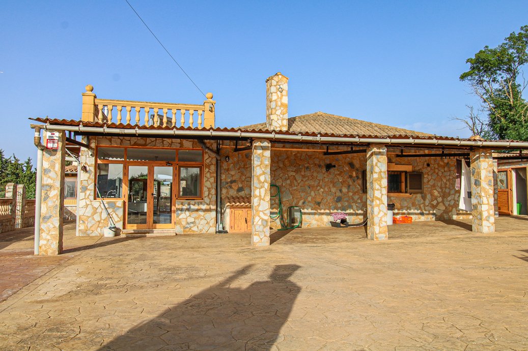 Finca in Santa Eugenia, Balearic Islands, Spain 2 - 17904474