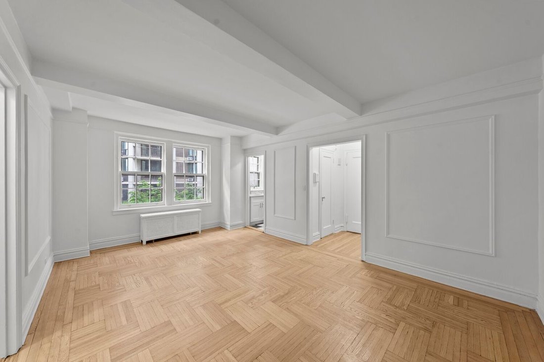 Co Op in New York, New York, United States 2 - 18369412