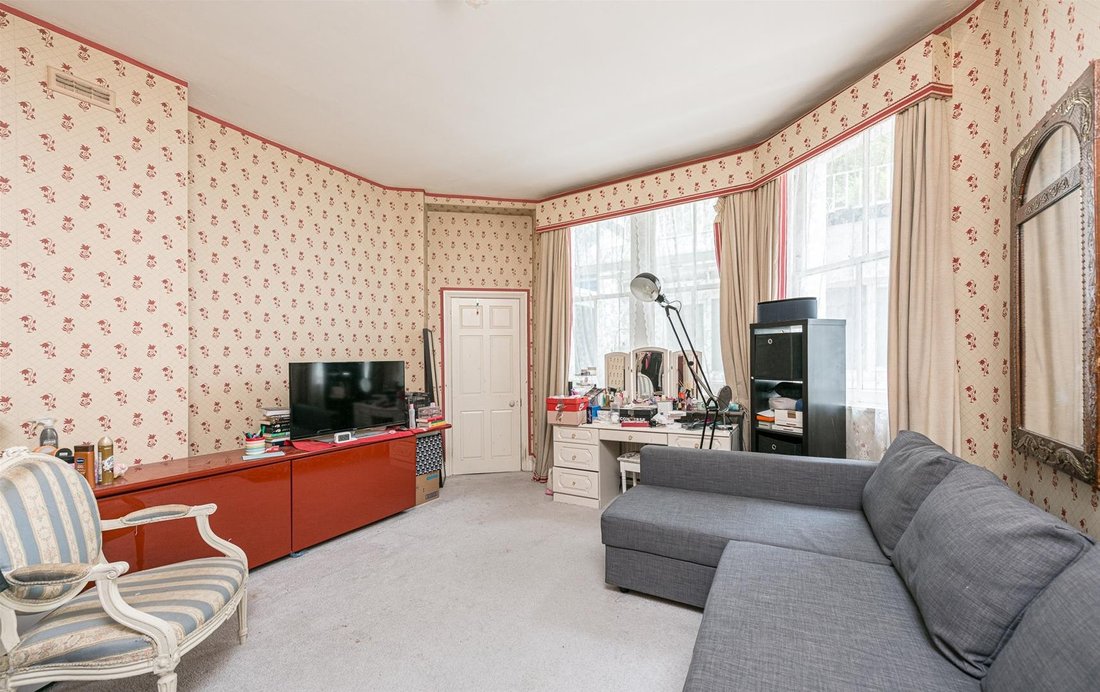 Apartment in Earls Court, Kensington And Chelsea, England 5 - 18436443