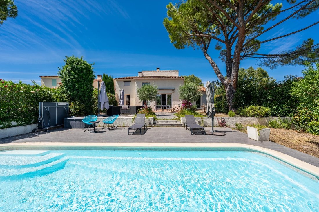 Casa a Grasse, Provenza-Alpi-Costa Azzurra, Francia 2 - 18421313