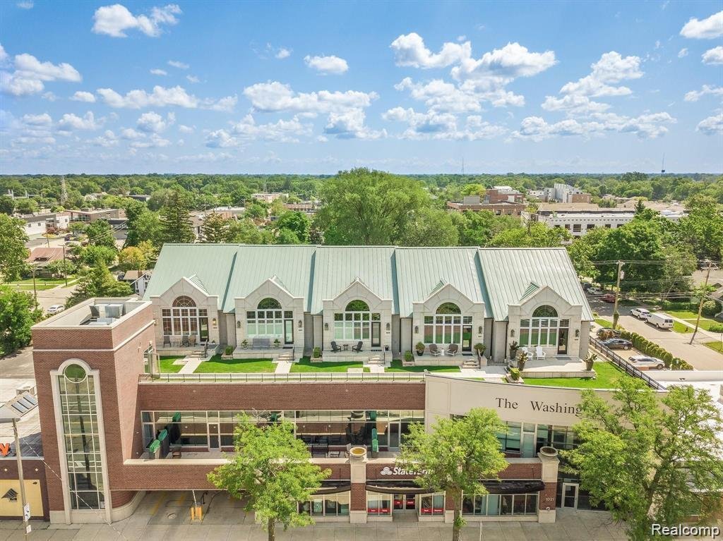 Condo in Royal Oak, Michigan, United States 4 - 18419463