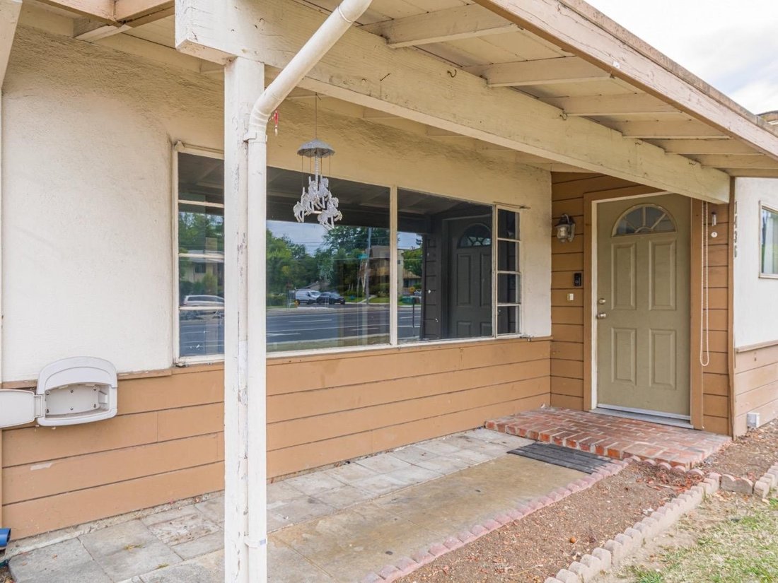 House in Saratoga, California, United States 4 - 18441563