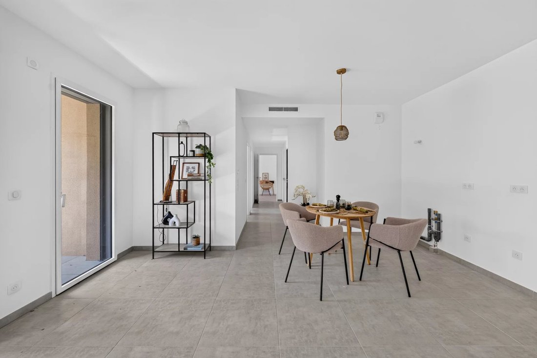 Apartment in Mazenod-Bellevue-Saint Donat-Banon, Aix-en-Provence, France 5 - 18275353
