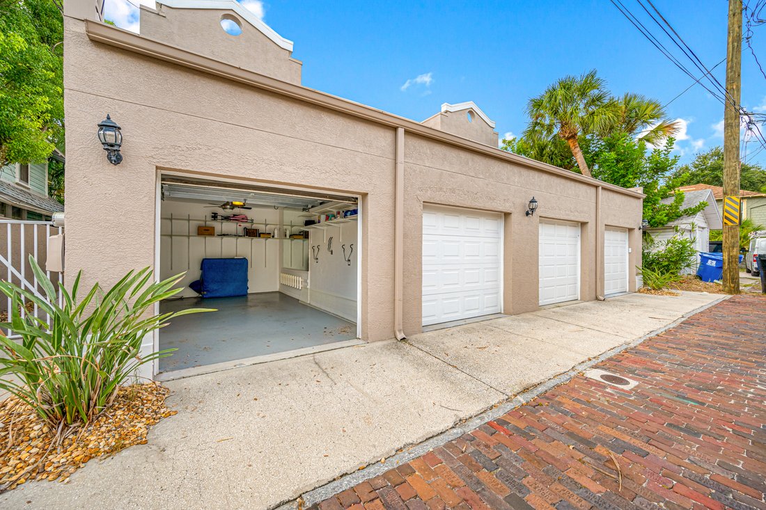 Townhouse in St. Petersburg, Florida, United States 2 - 16409971