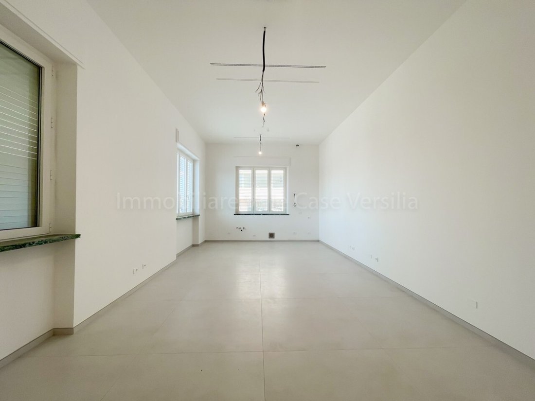 Apartment in Lungomare, Viareggio, Tuscany 2 - 18438869