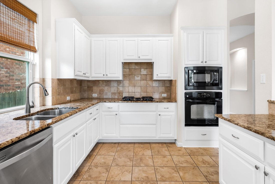 House in Austin, Texas, United States 4 - 17966027