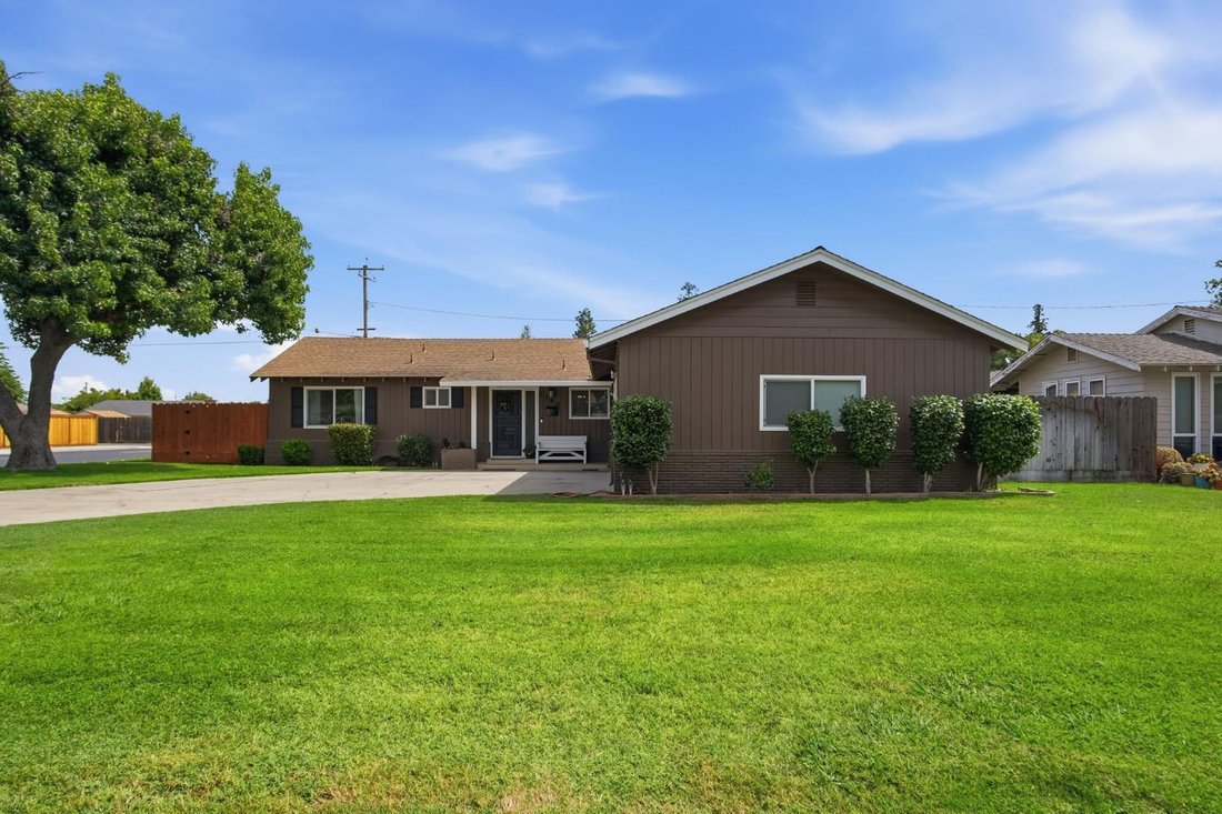 House in Turlock, California, United States 3 - 18438601