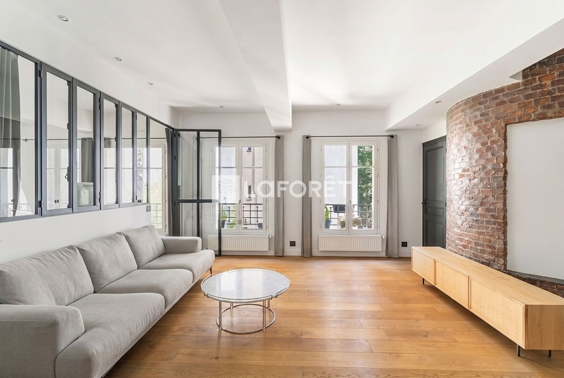 Apartment in La Fourche-Guy Môquet, Paris 17e Arrondissement, Paris 2 - 18438326