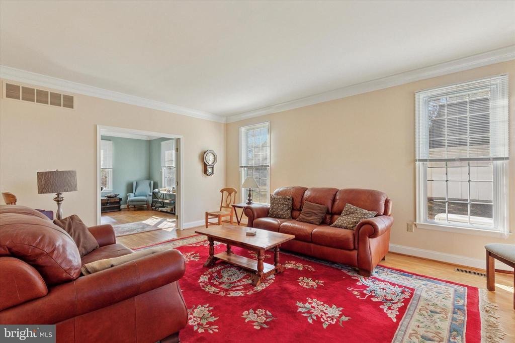 House in Phoenixville, Pennsylvania, United States 4 - 18440413