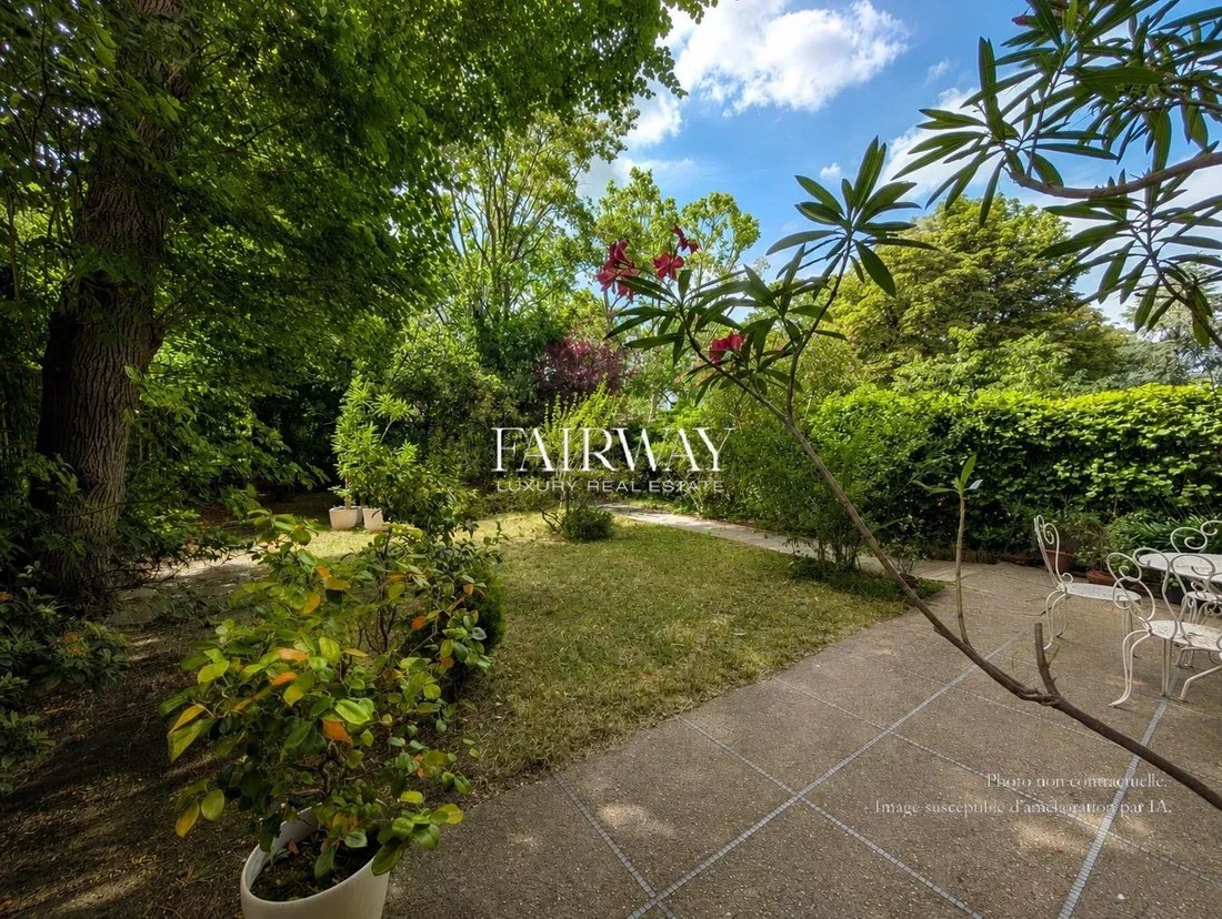 Apartment in Ile de la Jatte - Parc d'Orléans, Neuilly-sur-Seine, France 1 - 18150279