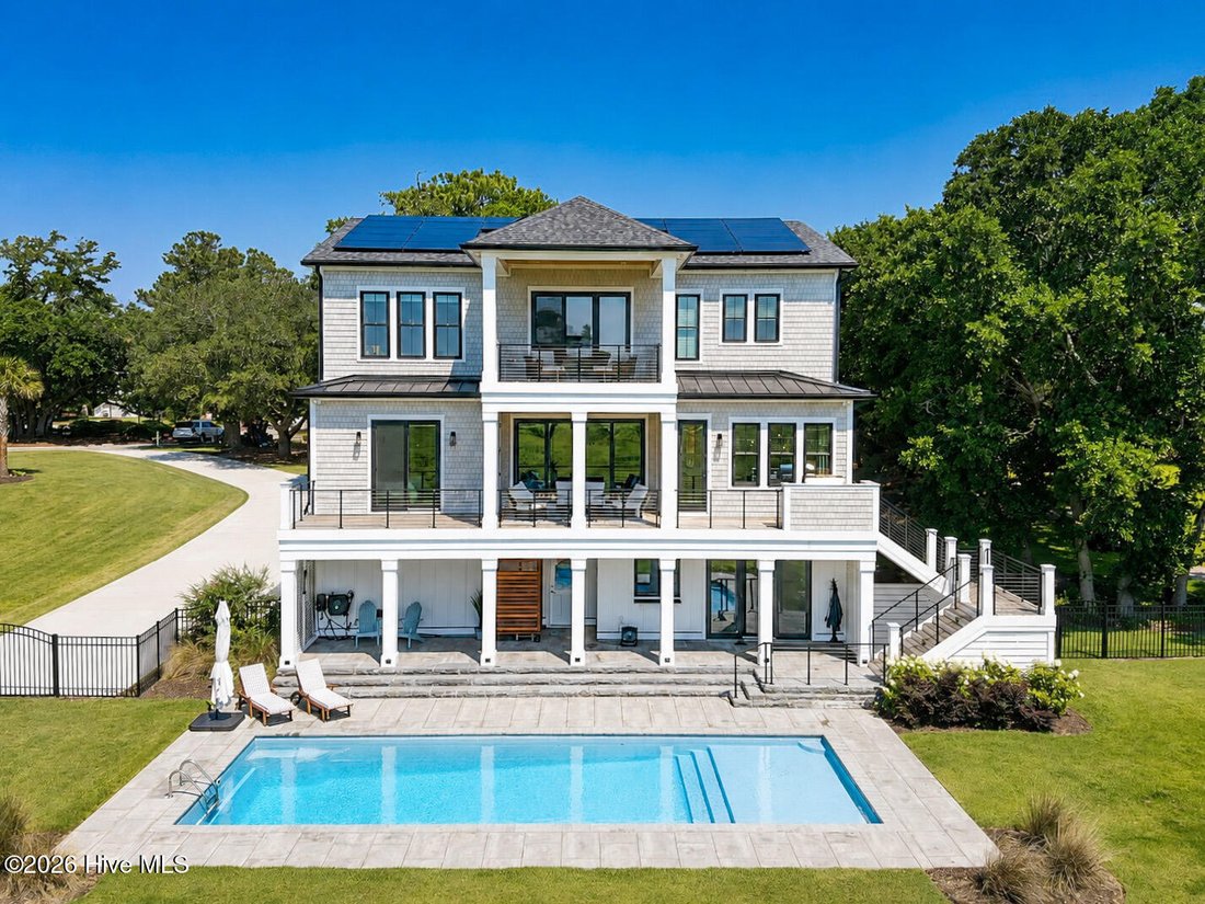 House in Hampstead, North Carolina, United States 5 - 18437292