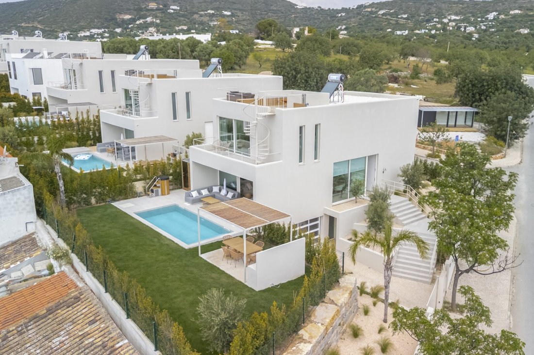 Villa in Santa Barbara de Nexe, Algarve, Portugal 1 - 18436626