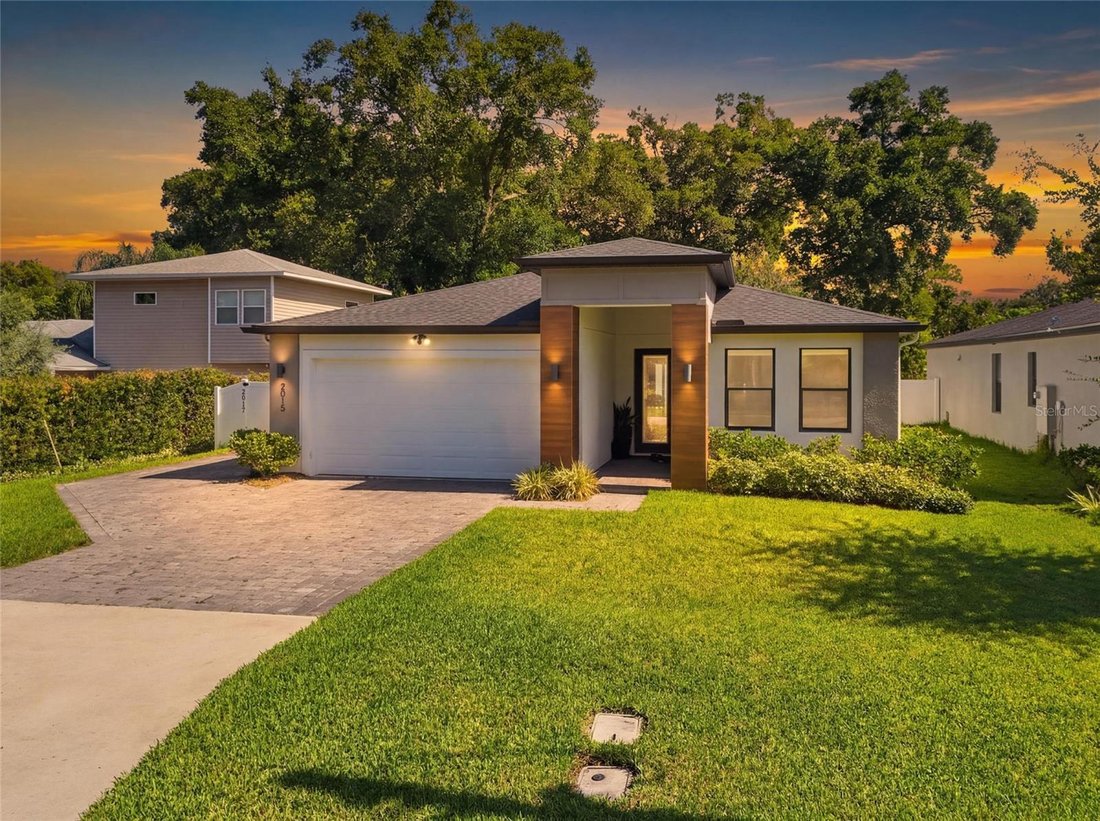 House in Orlando, Florida, United States 1 - 18439457