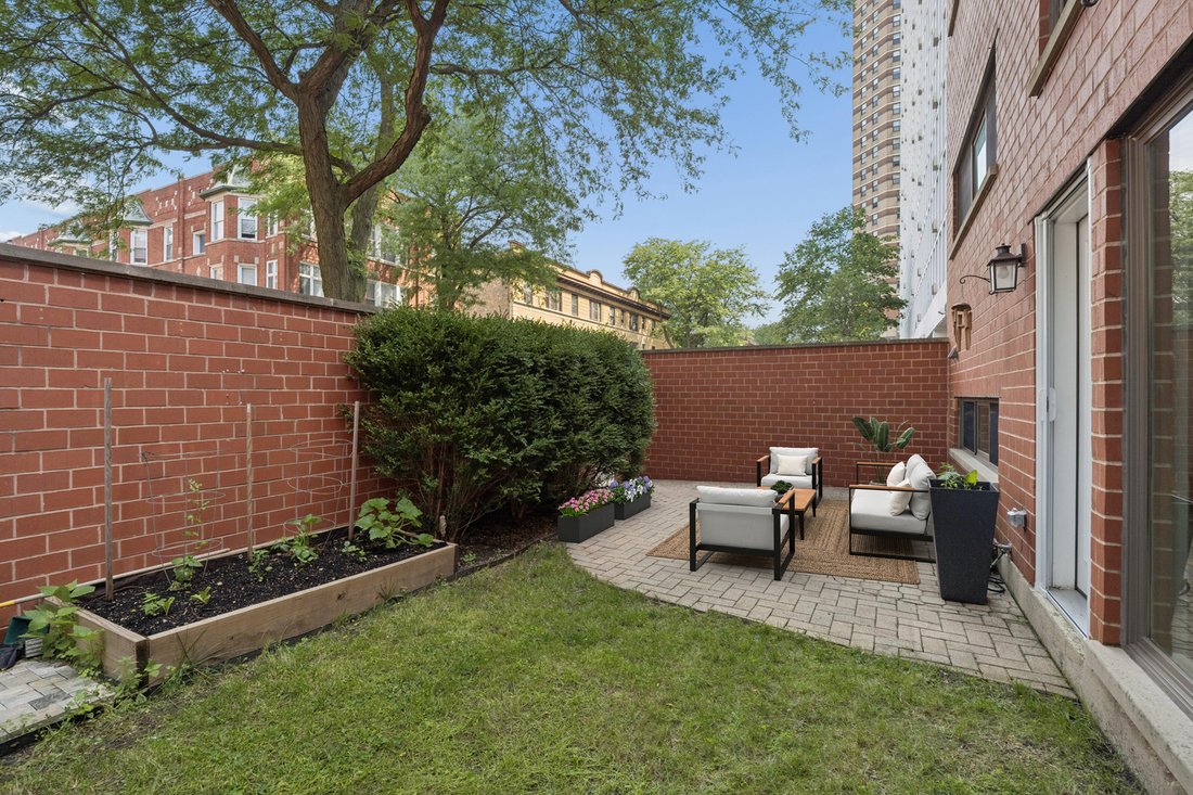 Condo in Chicago, Illinois, United States 5 - 18437341