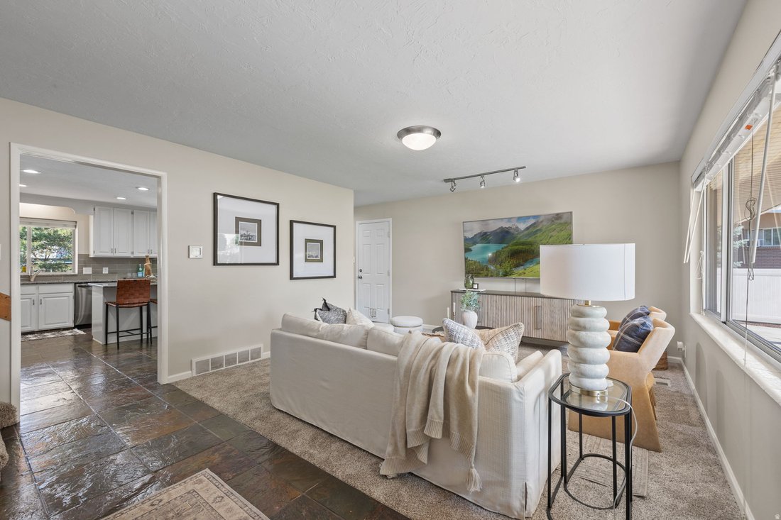 House in Sandy, Utah, United States 3 - 18436193