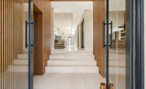 House in Cape Town, Western Cape, South Africa 1