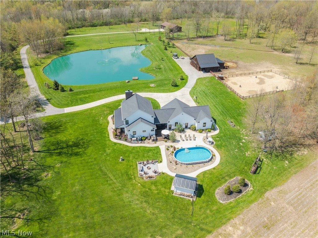House in Alliance, Ohio, United States 2 - 18439813