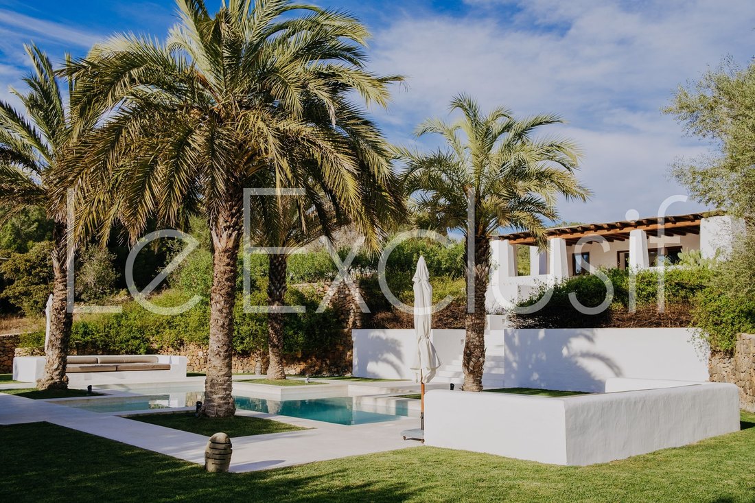 Villa in Santa Gertrudis de Fruitera, Santa Eularia des Riu, Balearic Islands 3 - 17842965