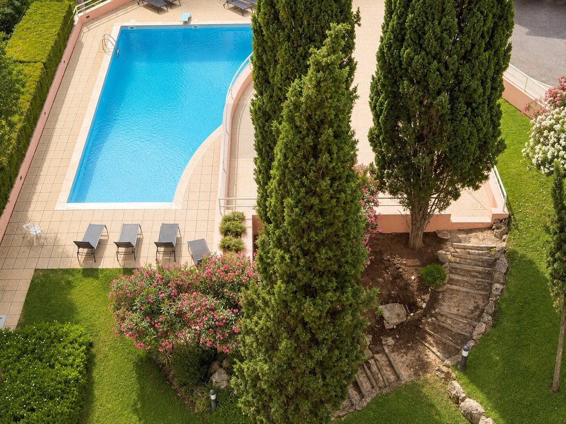 Apartment in Cascais e Estoril, Lisbon, Portugal 1 - 18441160