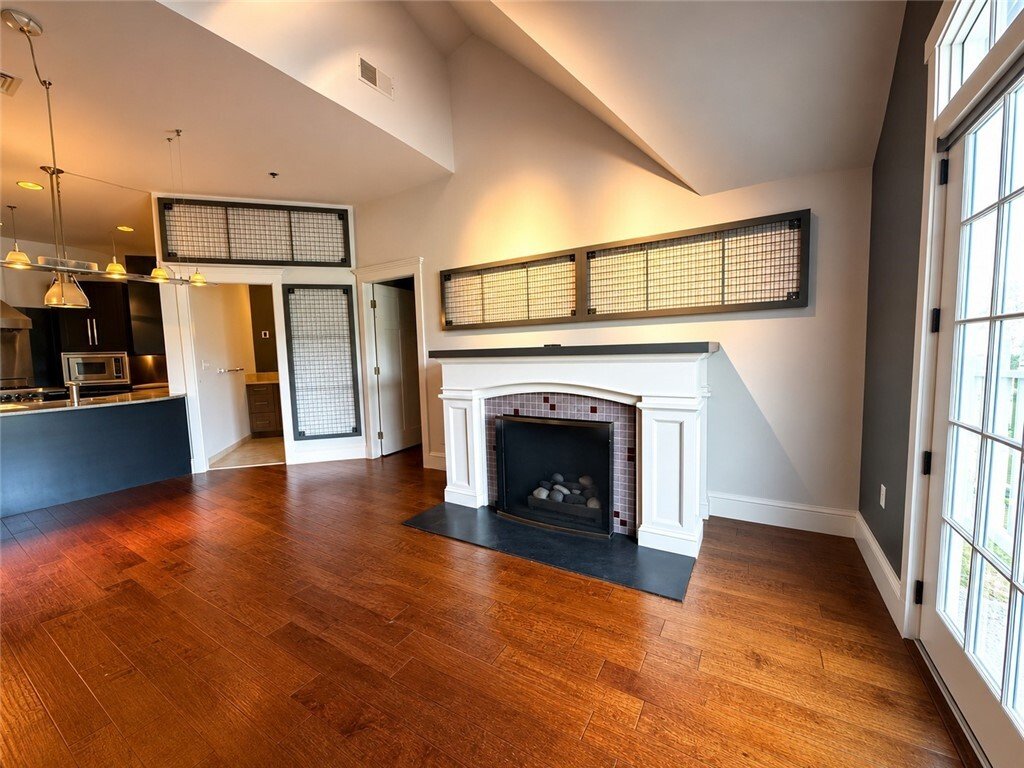 Condo in Cranston, Rhode Island, United States 3 - 18442239