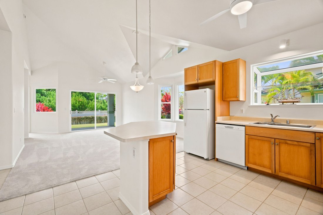 Condo in Lihue, Hawaii, United States 3 - 18442257