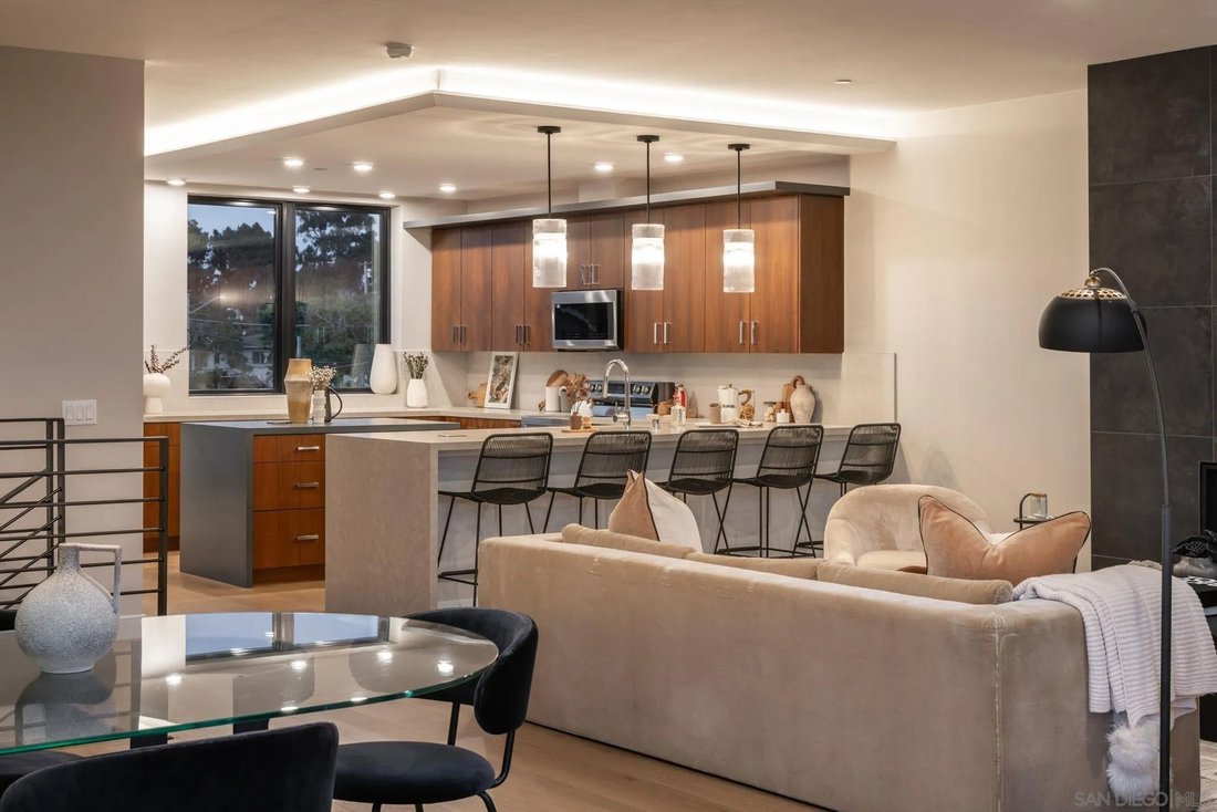 Townhouse in Oceanside, California, United States 3 - 18439911