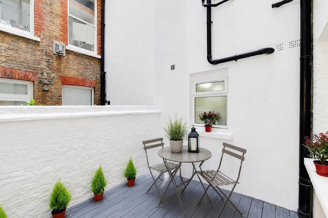 Apartment in Earls Court, Kensington And Chelsea, England 4 - 18436383