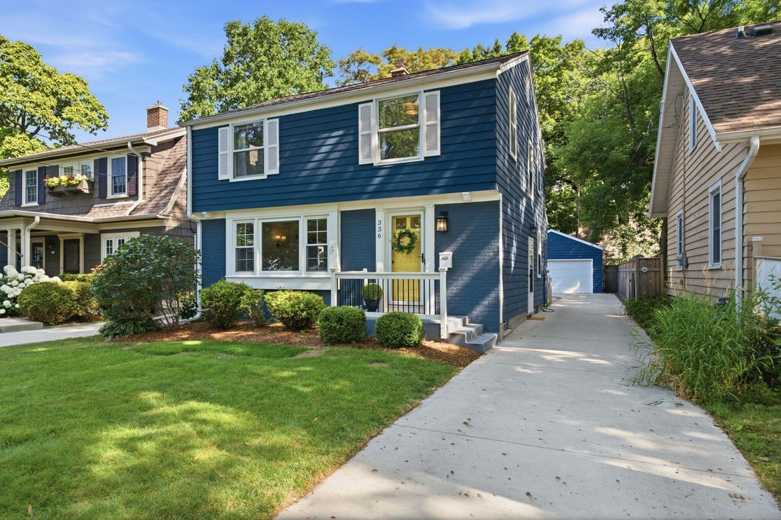 House in Fox Point, Wisconsin, United States 1 - 18442704