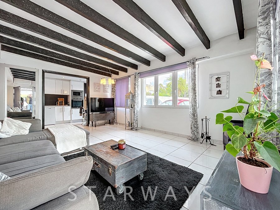 Chalet in l'Alfas del Pi, Valencian Community, Spain 4 - 18438873