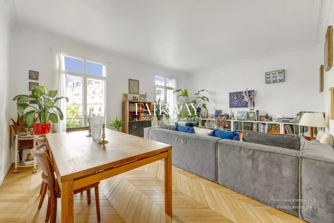 Apartment in Courcelles-Wagram, Paris 17e Arrondissement, Paris 2 - 17139901