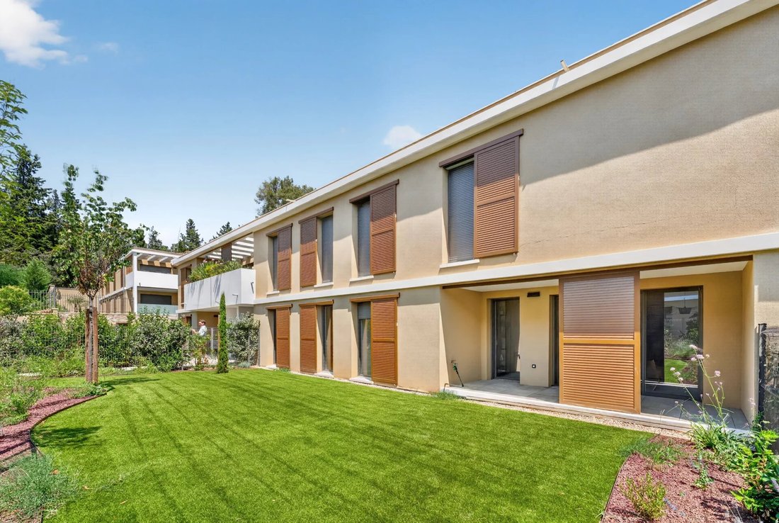 Apartment in Mazenod-Bellevue-Saint Donat-Banon, Aix-en-Provence, France 1 - 18275353