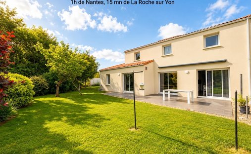 Casa a Nesmy, Paesi della Loira, Francia 1