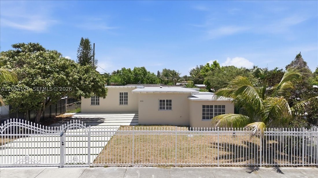 House in Miami, Florida, United States 4 - 18436496