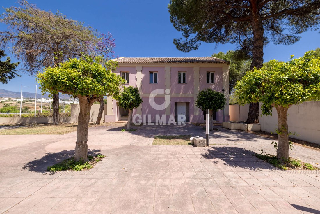 Villa in Estepona, Andalusia, Spain 1 - 16964495