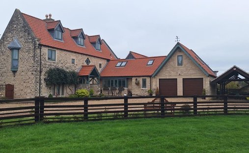 House in Thorpe In Balne, Doncaster, England 1