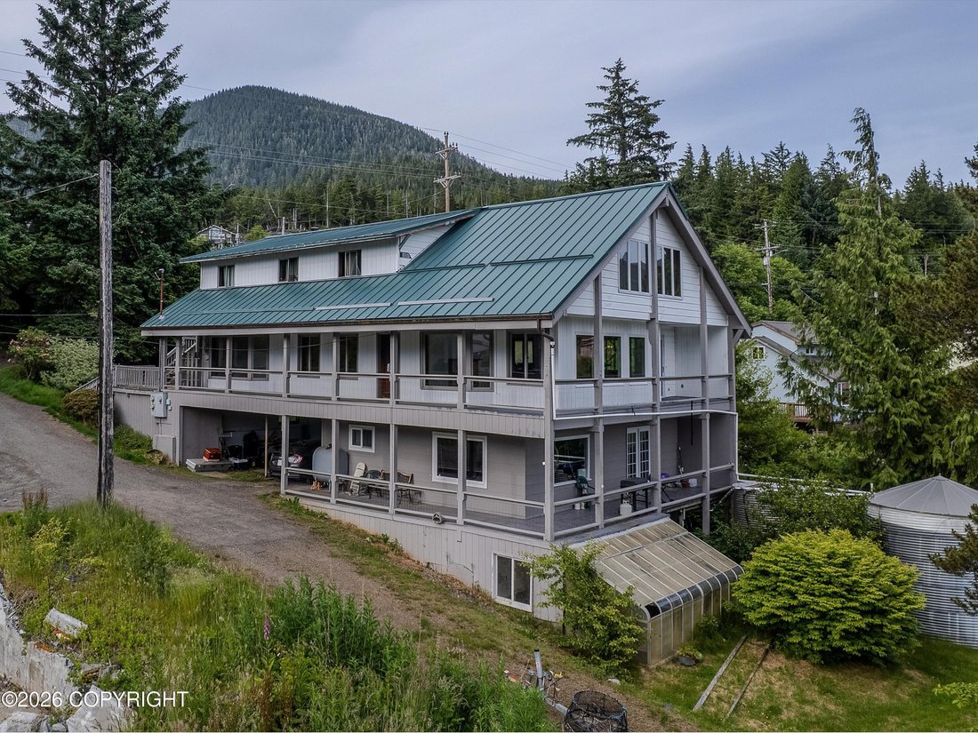 Ketchikan, Alaska, United States 1 - 18438947
