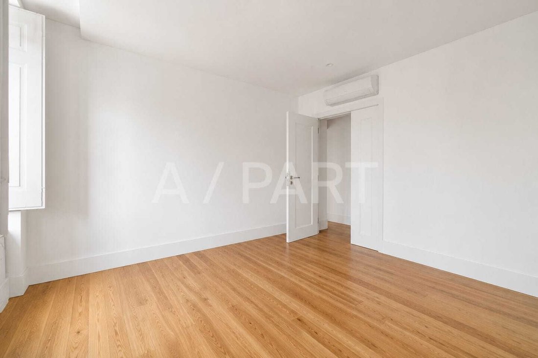 Apartment in Misericordia, Lisbon, Portugal 5 - 18435898