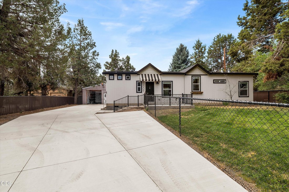 Land in Bend, Oregon, United States 3 - 18442013